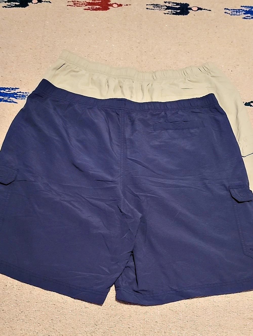 L.L.Bean Men's Classic Supplex Sport Cargo Activewear Swim Shorts Tan & Blue - Picture 13 of 14